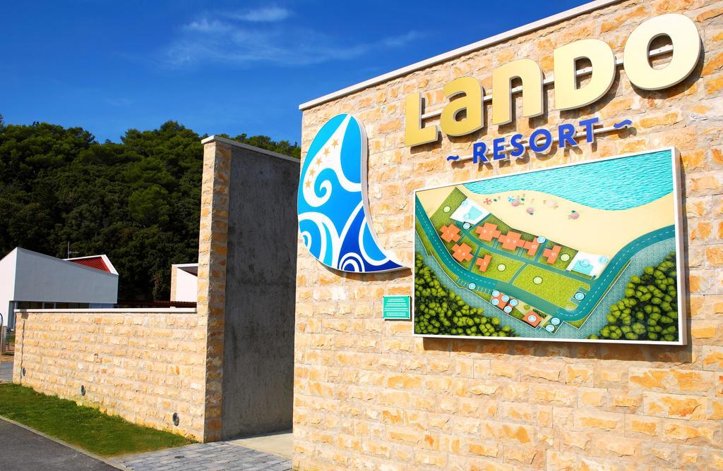 Lando Resort Kampor Exterior foto